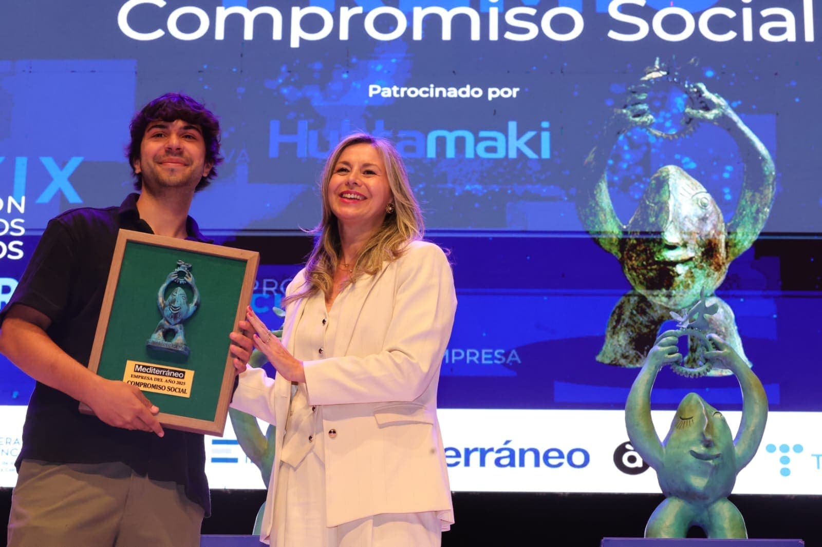 Ganamos el Premio Compromiso Social en los Premios Empresa del Año