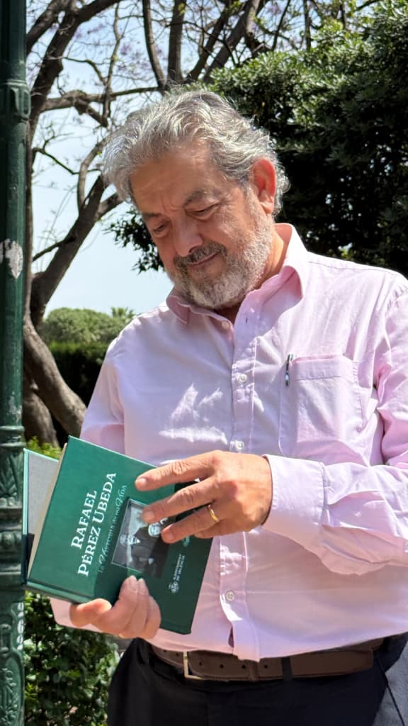 Retrato de Rafael Pérez, usuario de versedia